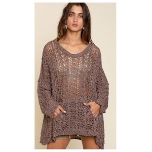 HOT 🔥 NEW Lightweight sweater w/Kangaroo pockets Sizes Various NWT